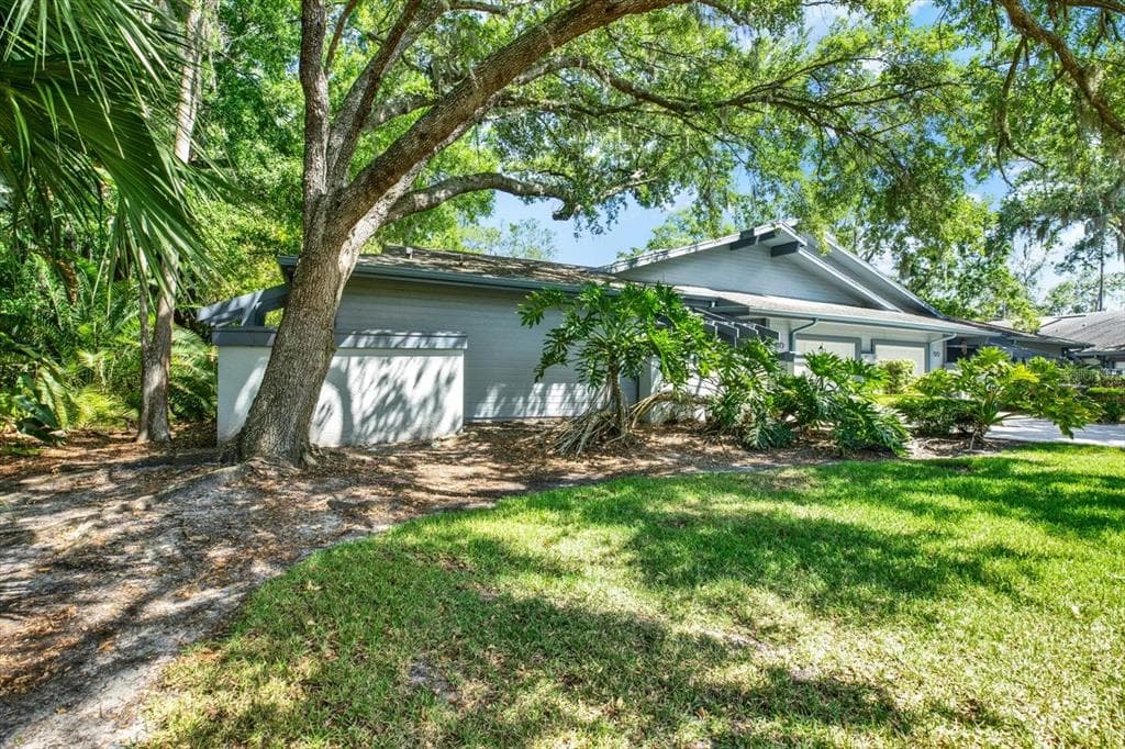 60 BIRDSONG COURT OLDSMAR, FL 34677