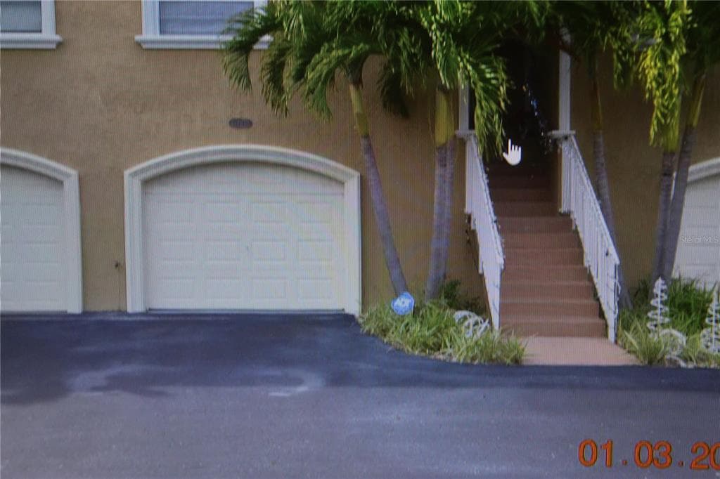 12444 CAPRI CIRCLE N TREASURE ISLAND, FL 33706