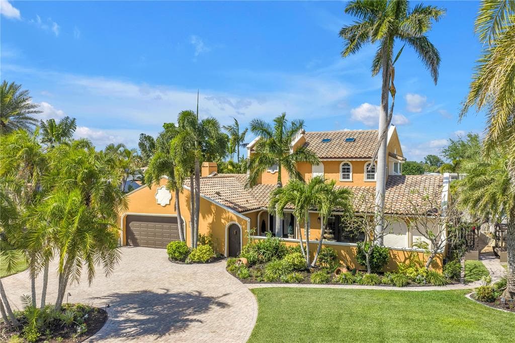 3945 POINSETTIA DRIVE ST PETE BEACH, FL 33706