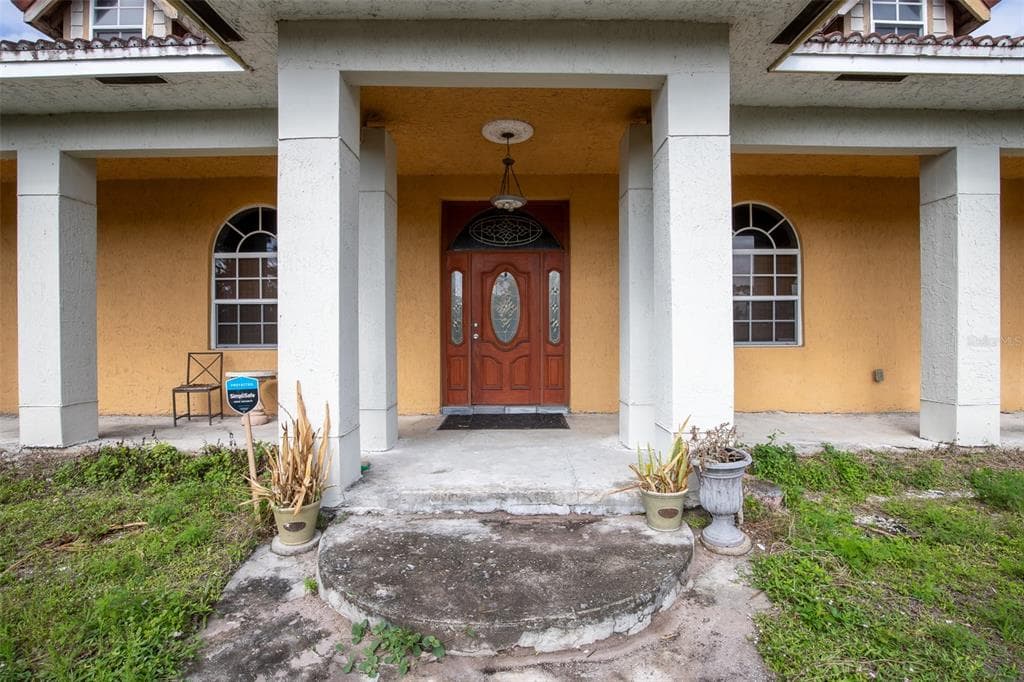 687 MONTURA AVENUE