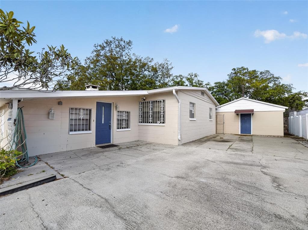 10119 N ASHLEY STREET TAMPA, FL 33612