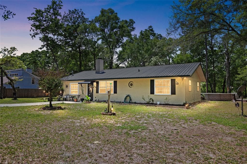 5420 E GWENDOLYN PATH
