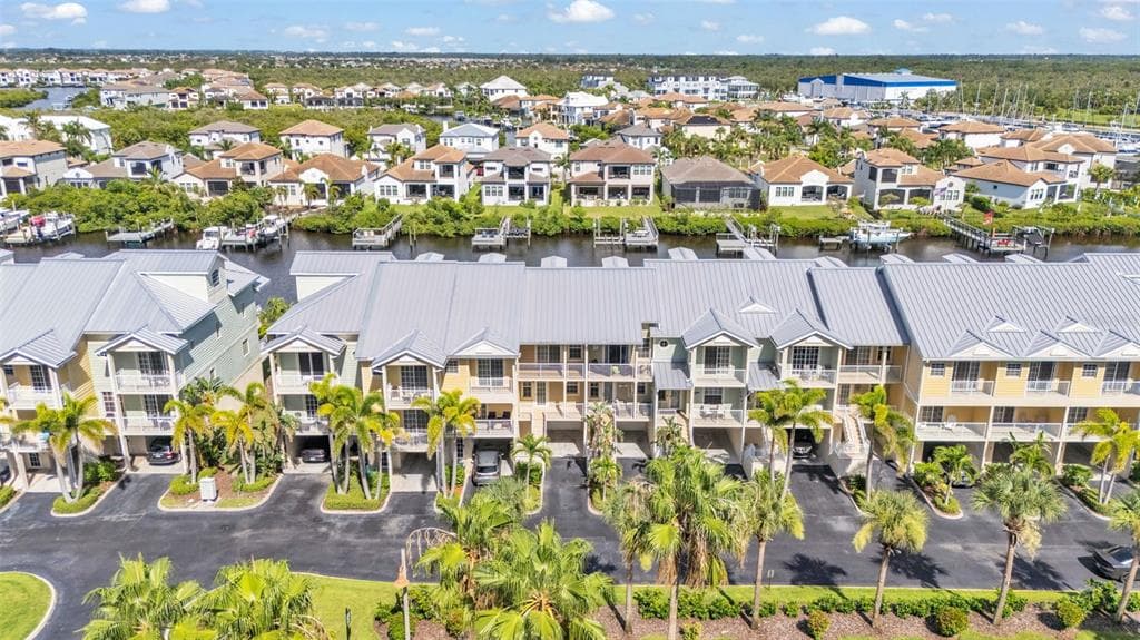 549 BAHIA BEACH BOULEVARD RUSKIN, FL 33570