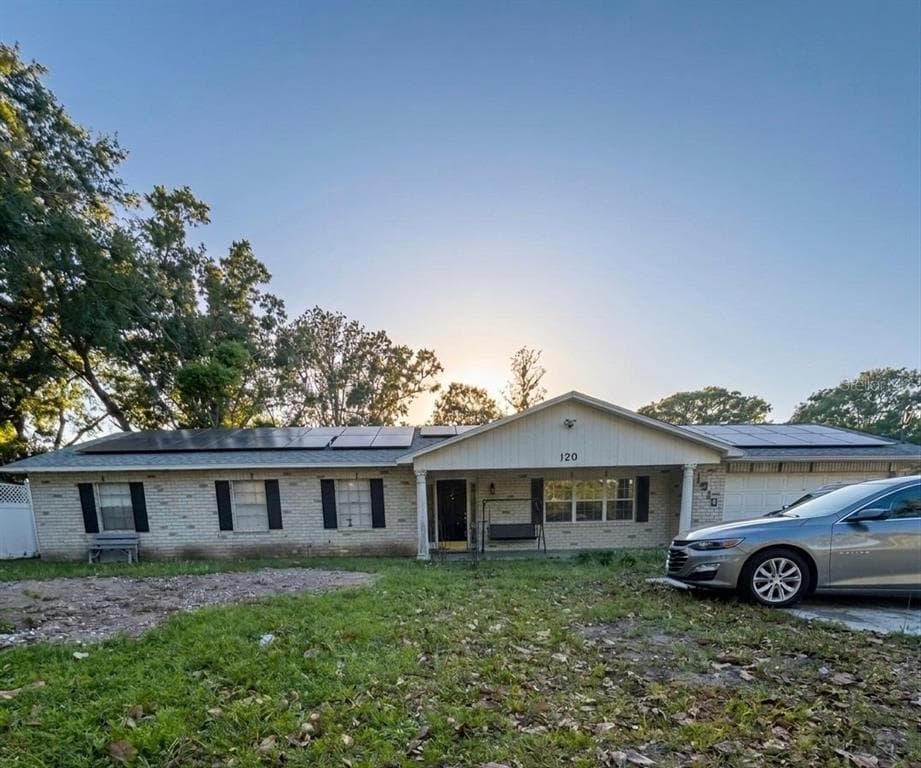 1910 LITHIA PINECREST ROAD