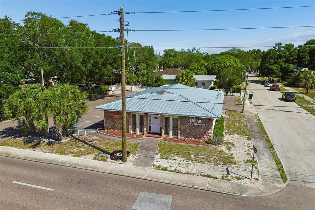 1401 9TH AVENUE N ST PETERSBURG, FL 33705