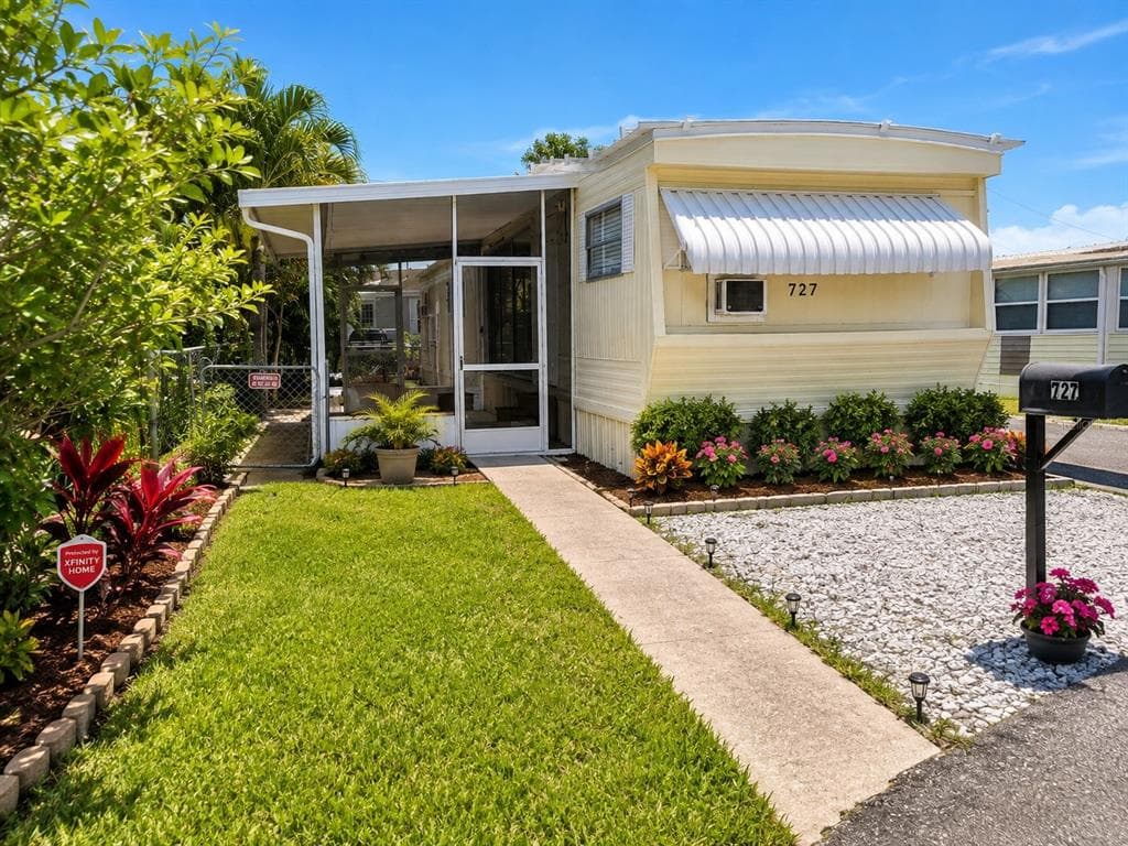 6580 SEMINOLE BOULEVARD UNIT 727