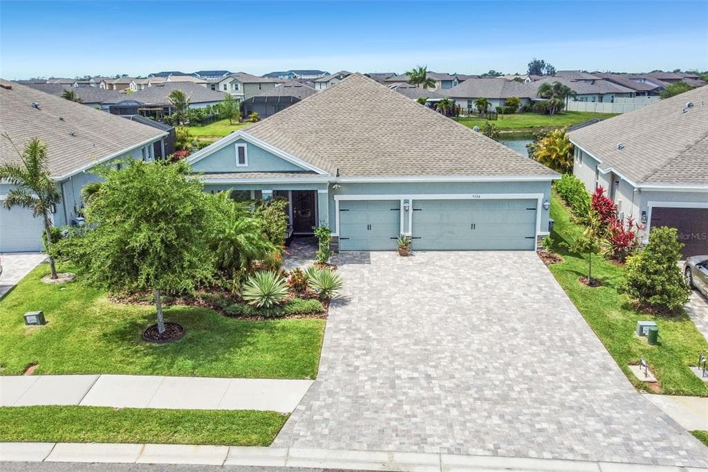 5526 GAVELLA COVE