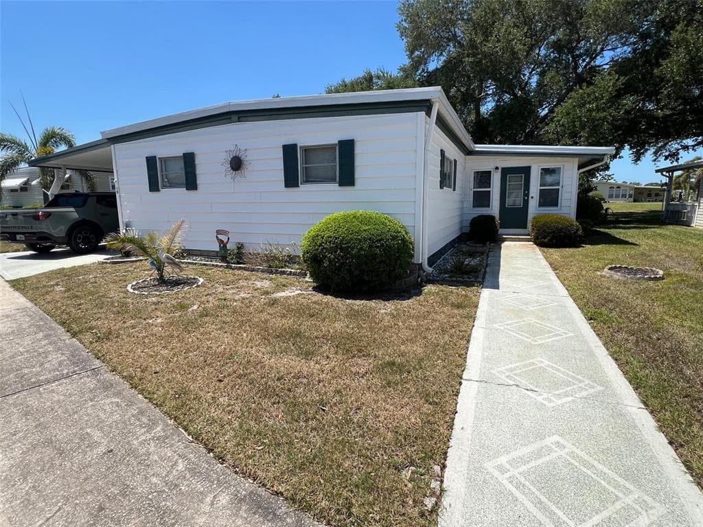 18 SABAL PALM DRIVE LARGO, FL 33770