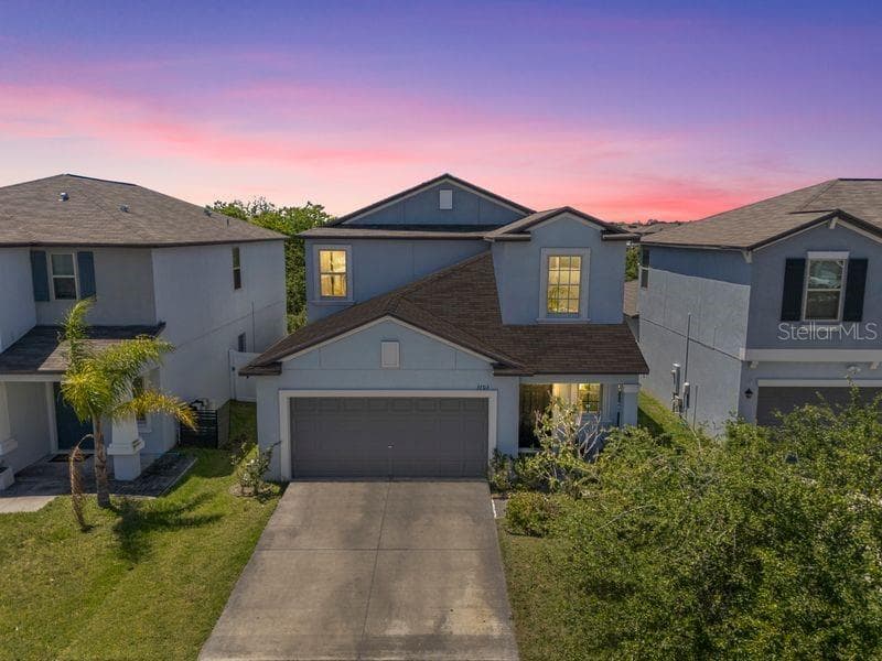 3703 GLOBE THISTLE DRIVE TAMPA, FL 33619
