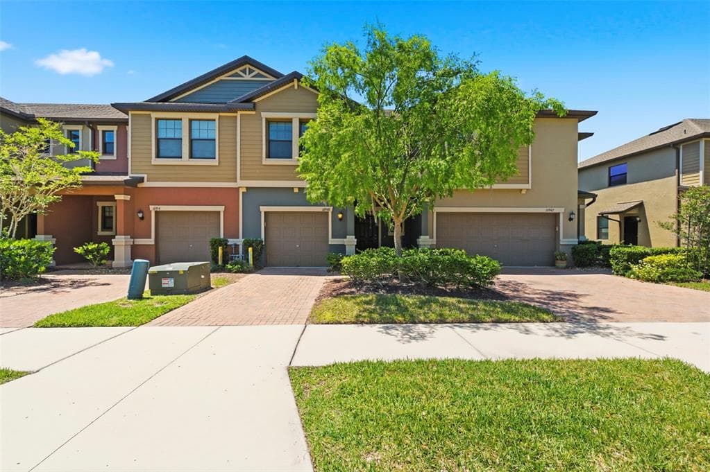 16948 STORYLINE DR LAND O LAKES, FL 34638