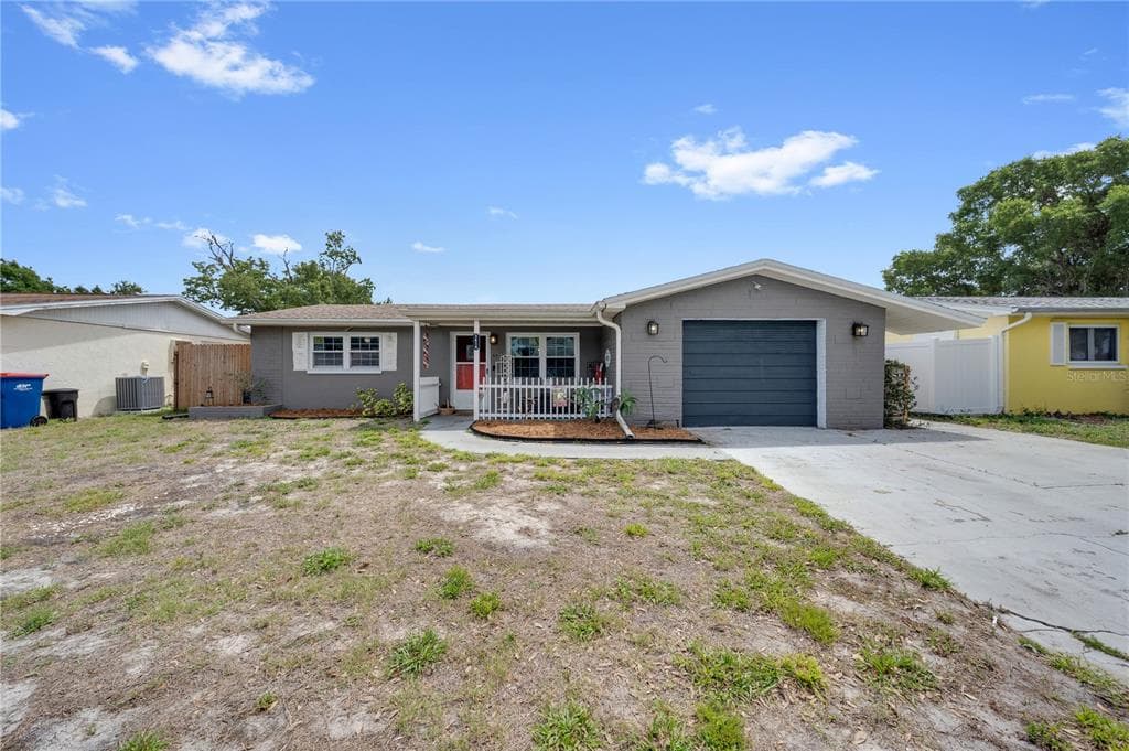 1414 WHITEHALL LANE HOLIDAY, FL 34691