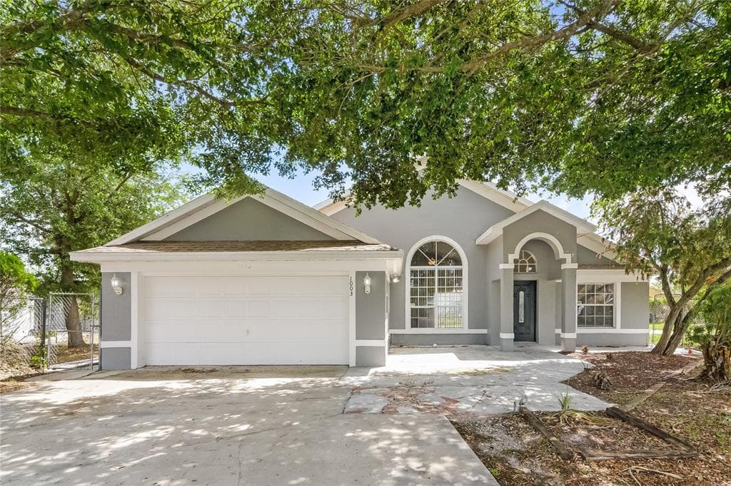 1003 DORKING WAY KISSIMMEE, FL 34758