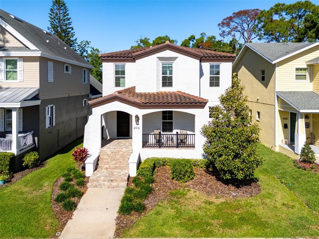 4916 3RD STREET N ST PETERSBURG, FL 33703
