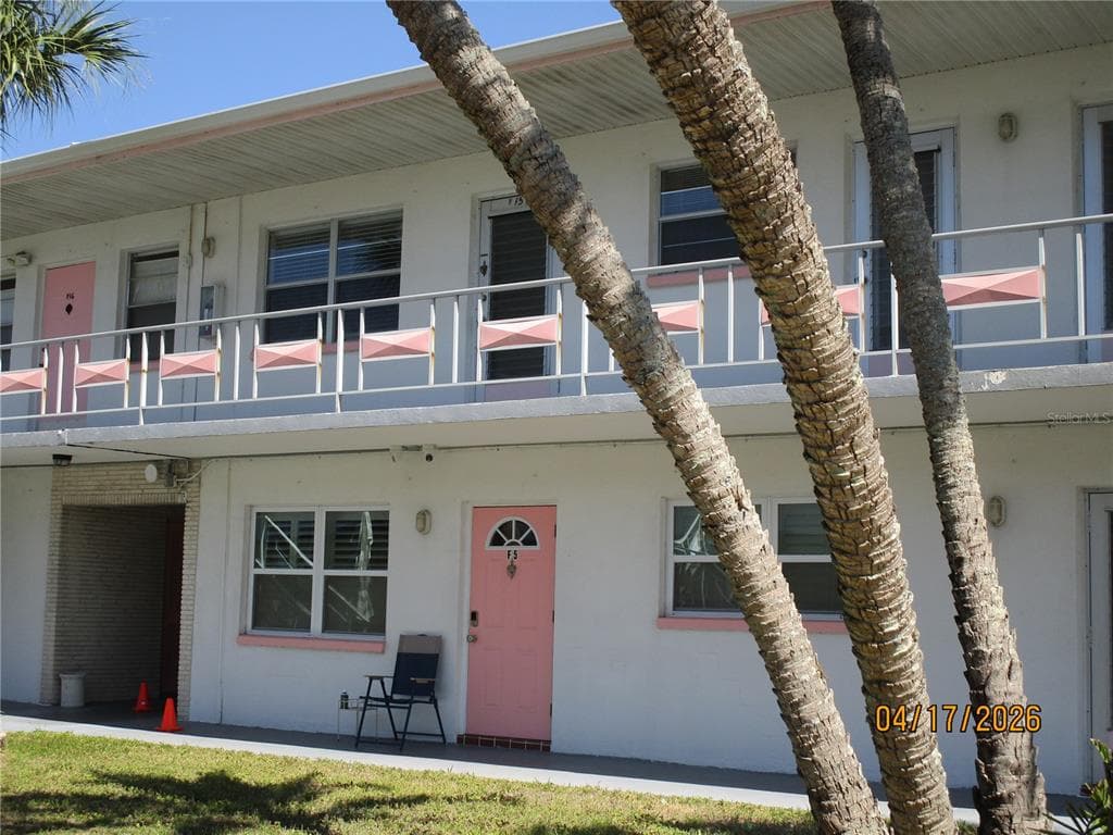 5900 21ST STREET N UNIT 15 ST PETERSBURG, FL 33714