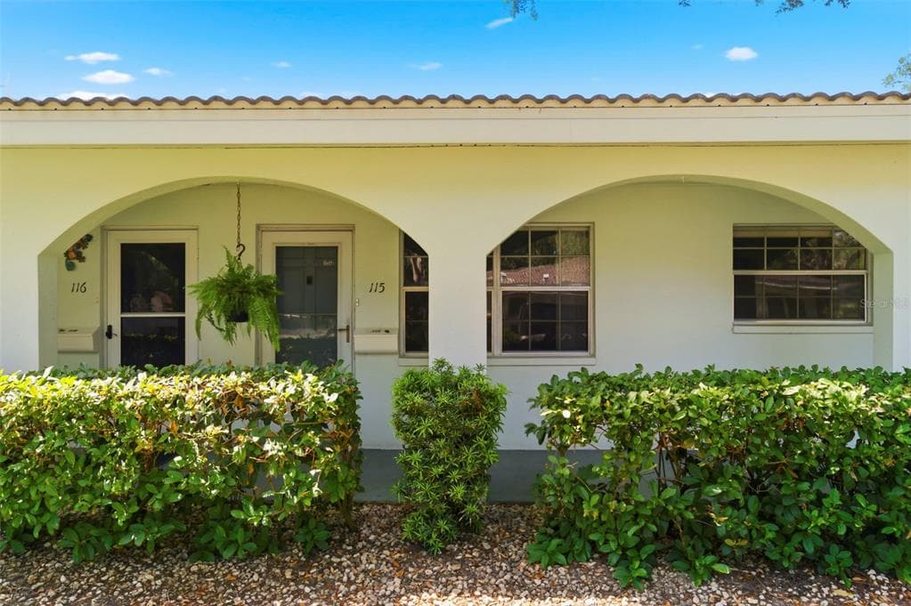 11200 102ND AVENUE UNIT 115 SEMINOLE, FL 33778