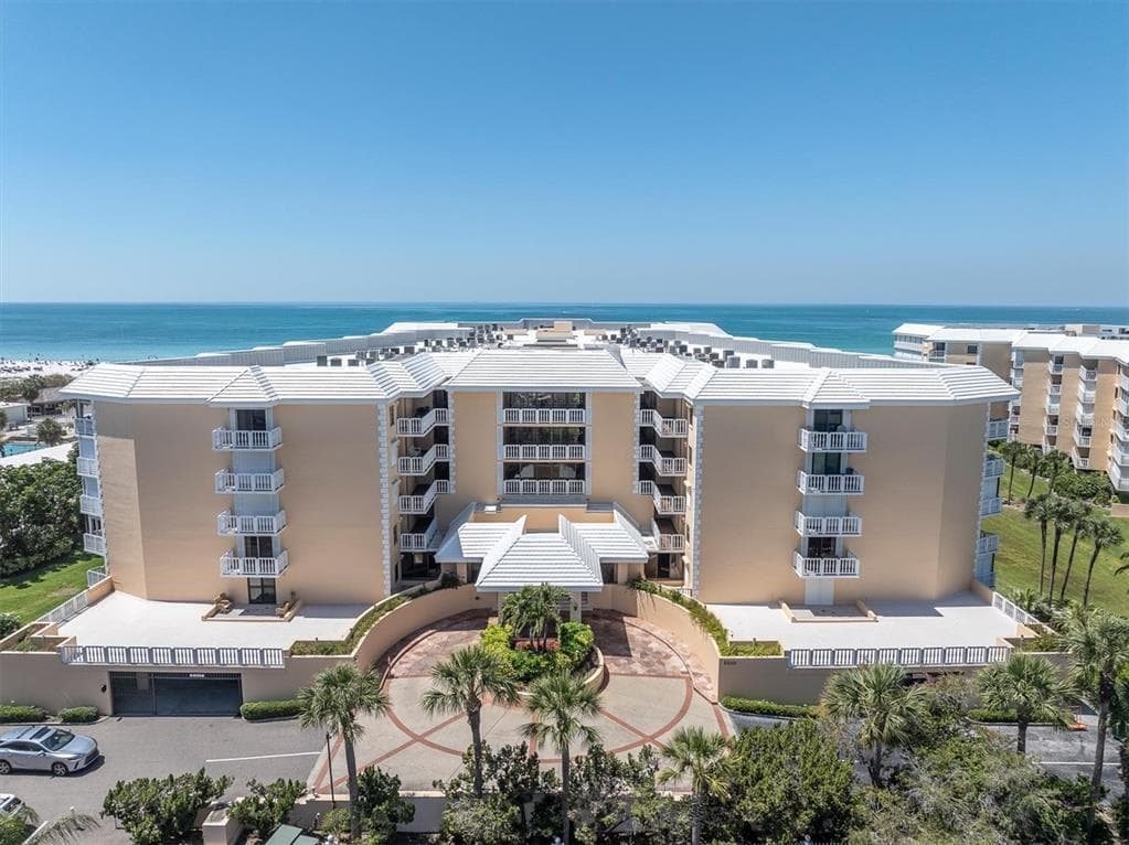 6500 SUNSET WAY UNIT 316 ST PETE BEACH, FL 33706