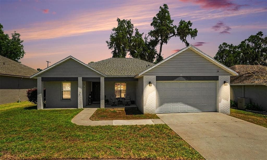2333 TOWERING OAKS CIRCLE