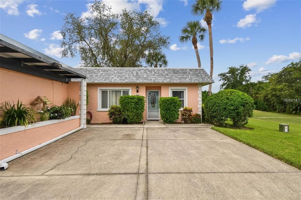 3841 TROPHY BOULEVARD UNIT 3841 NEW PORT RICHEY, FL 34655