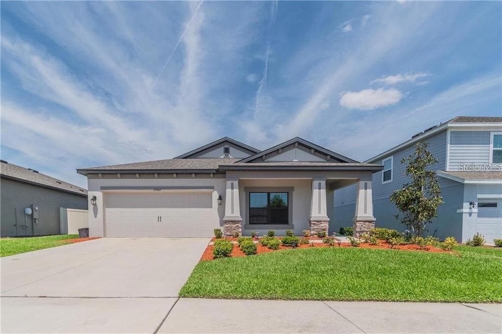 30927 PARROT REEF COURT WESLEY CHAPEL, FL 33545