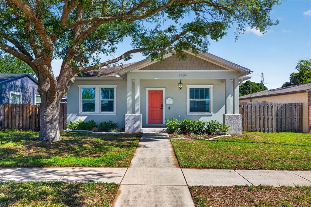 1137 55TH AVENUE N ST PETERSBURG, FL 33703