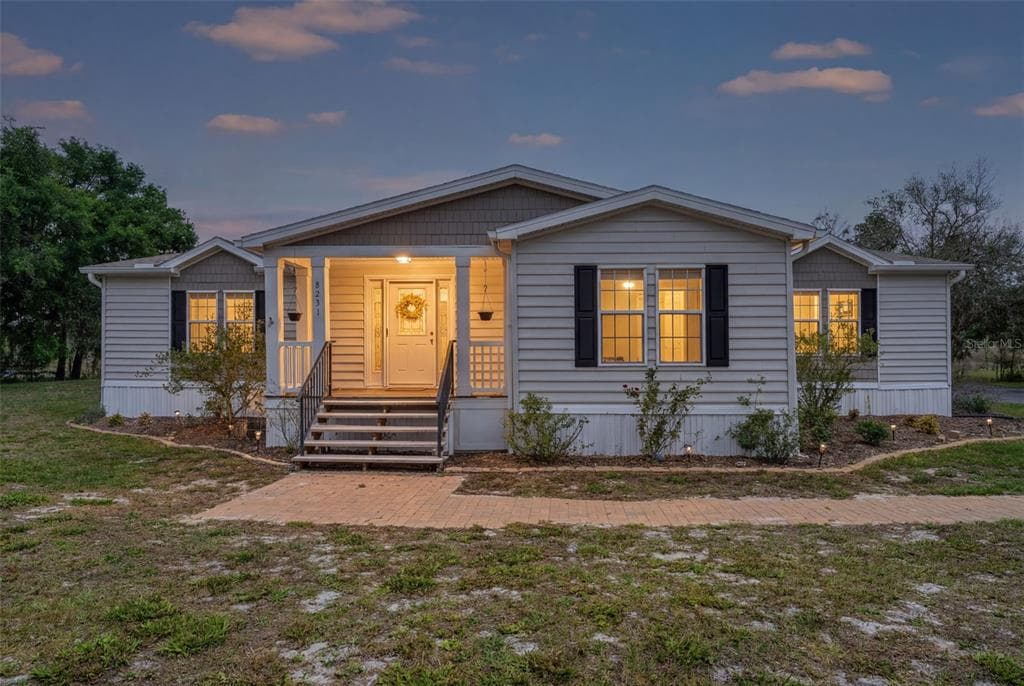 8231 E SUNRAY LANE FLORAL CITY, FL 34436