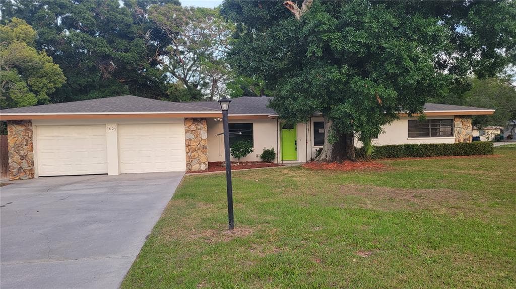 1625 BRAVO DRIVE CLEARWATER, FL 33764