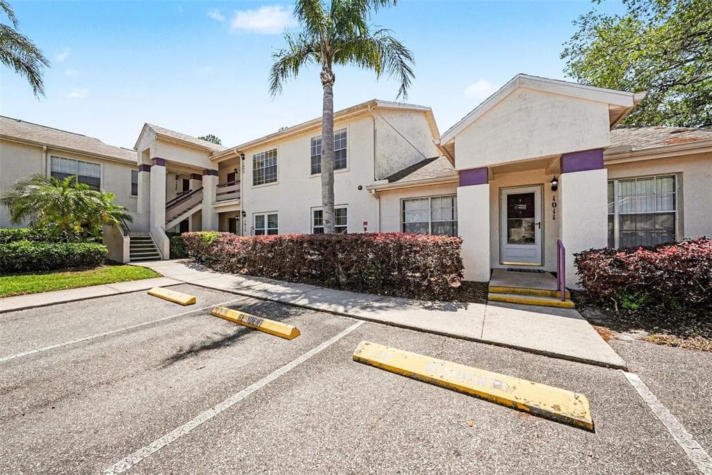 7816 HARDWICK DRIVE UNIT 1011 NEW PORT RICHEY, FL 34653