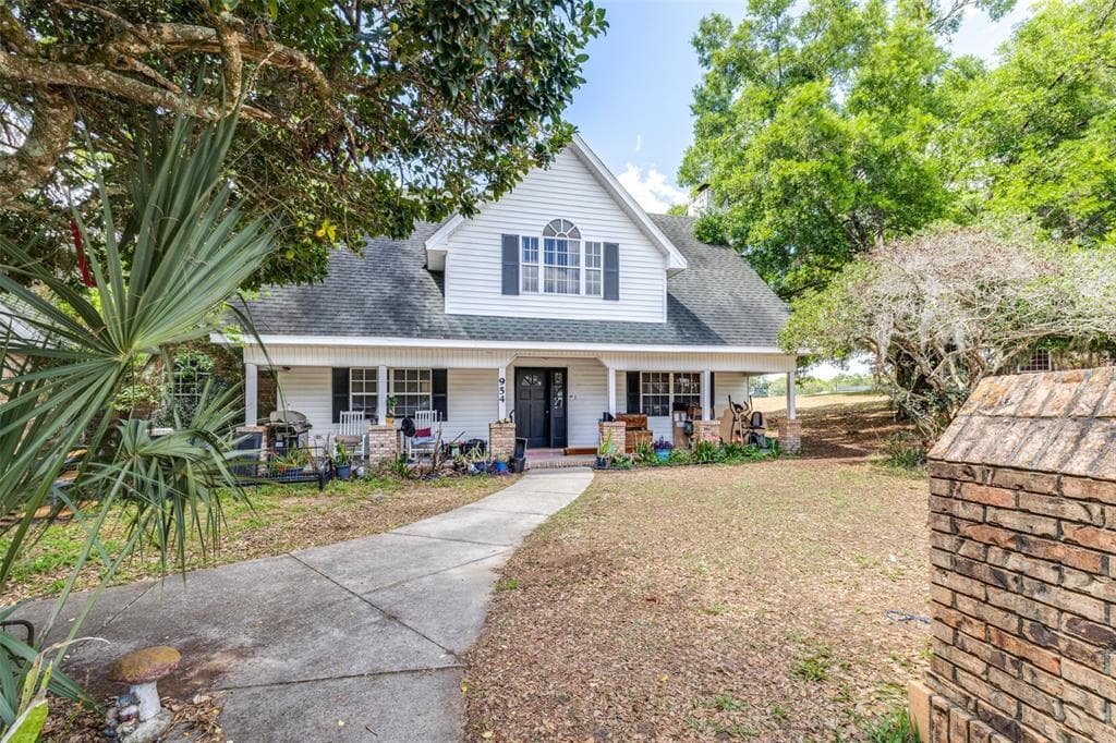 954 ODONIEL DRIVE LAKELAND, FL 33809