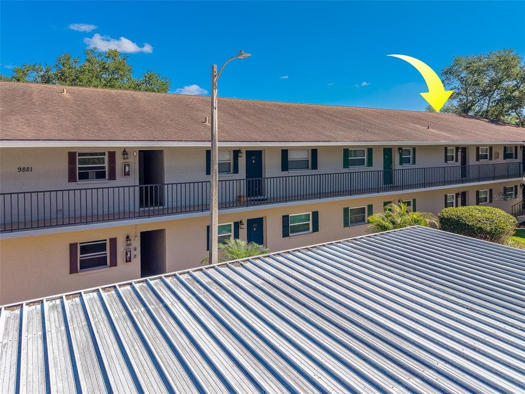 9881 113TH STREET UNIT 215 SEMINOLE, FL 33772