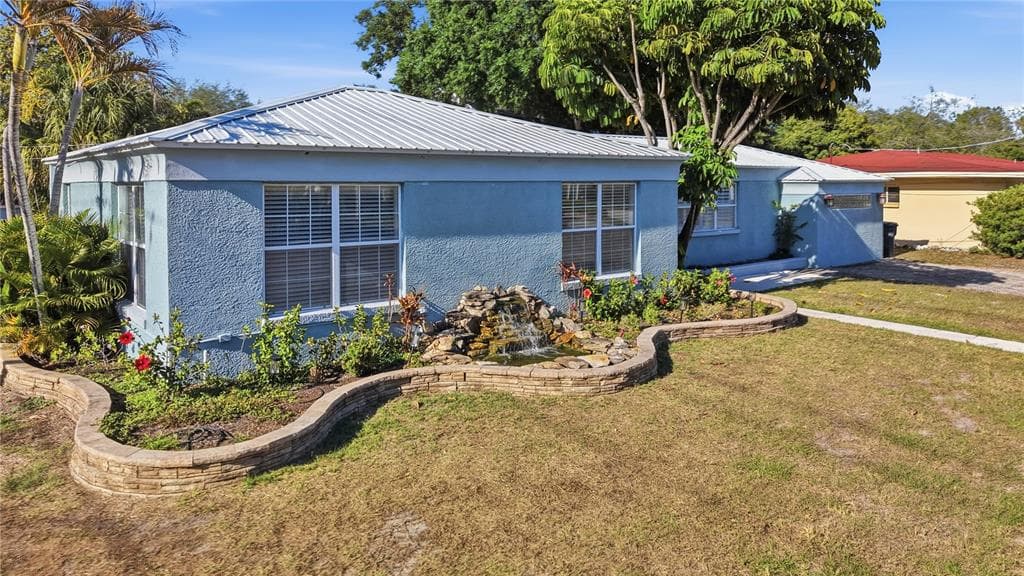 3921 W BAY TO BAY BOULEVARD TAMPA, FL 33629