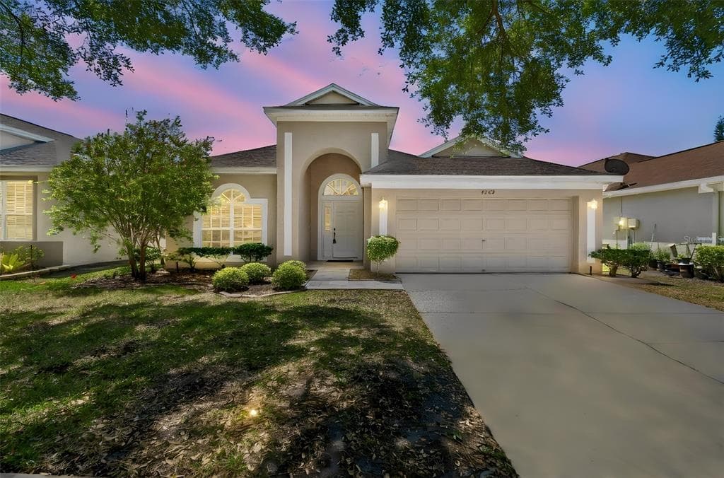 4789 WHISPERING WIND AVENUE TAMPA, FL 33614