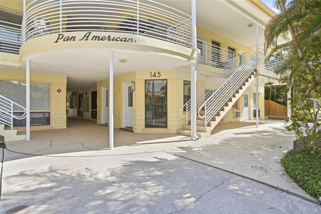 145 10TH AVENUE N UNIT 1 ST PETERSBURG, FL 33701