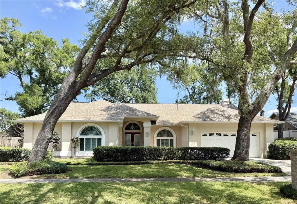 6326 N QUEENSWAY DR TEMPLE TERRACE, FL 33617