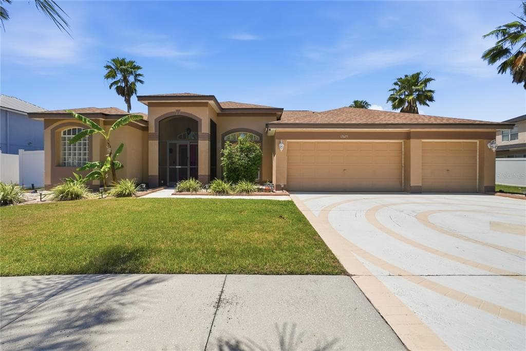 12025 PENNFIELD PLACE RIVERVIEW, FL 33579