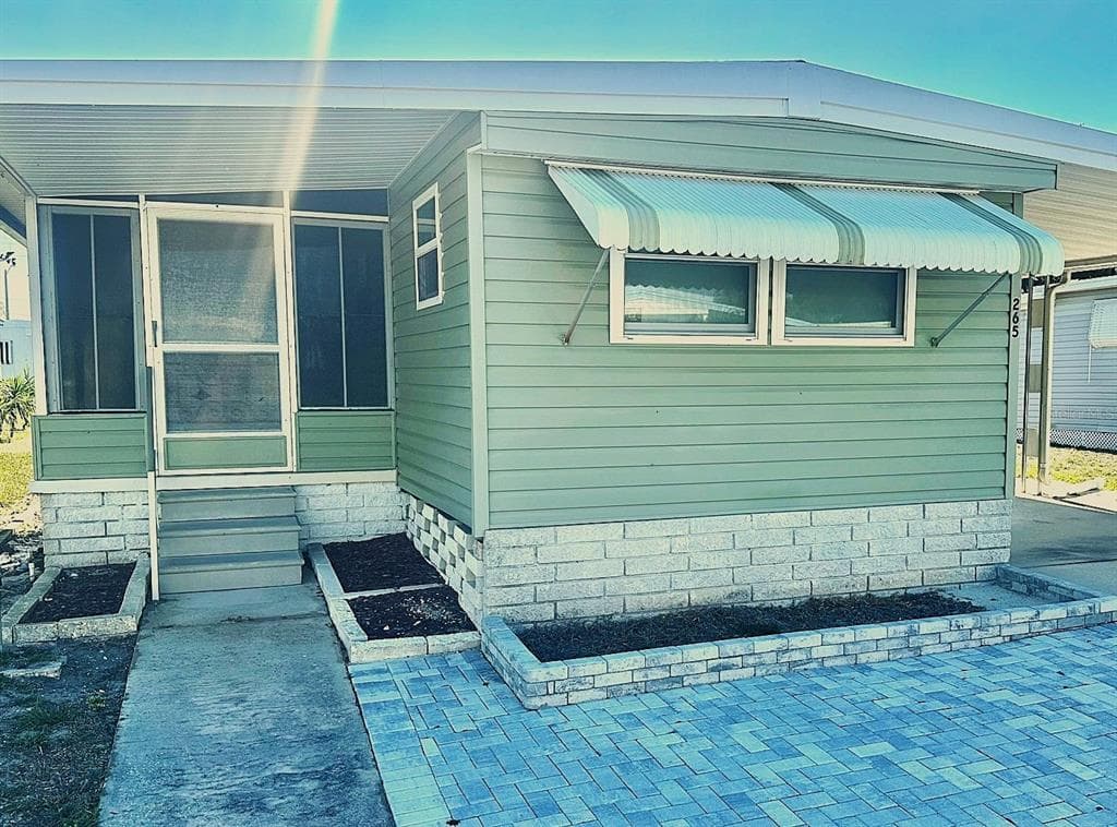9790 66TH STREET N UNIT 265 PINELLAS PARK, FL 33782