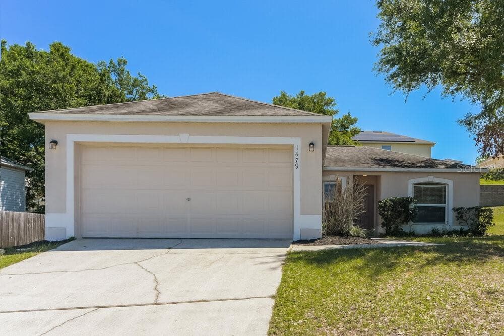 1479 MUIR CIRCLE CLERMONT, FL 34711