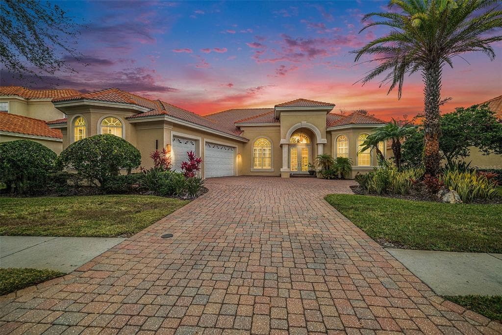 8478 DUNHAM STATION DRIVE TAMPA, FL 33647