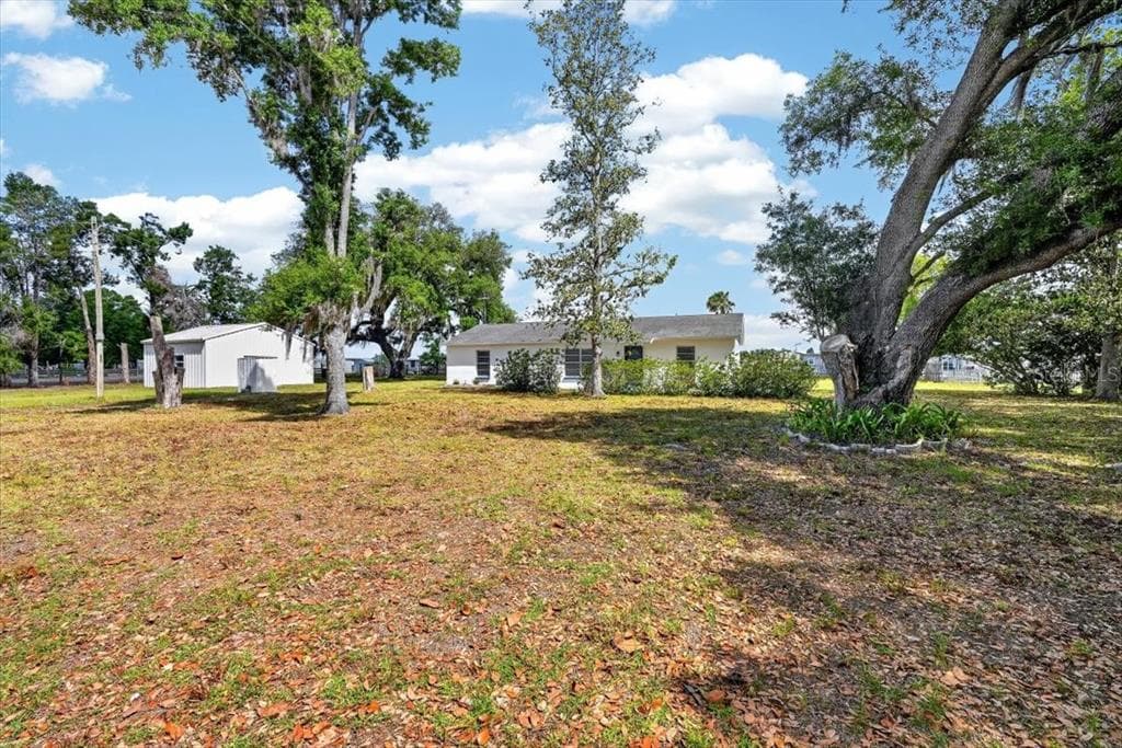 37327 STANFORD AVENUE ZEPHYRHILLS, FL 33541