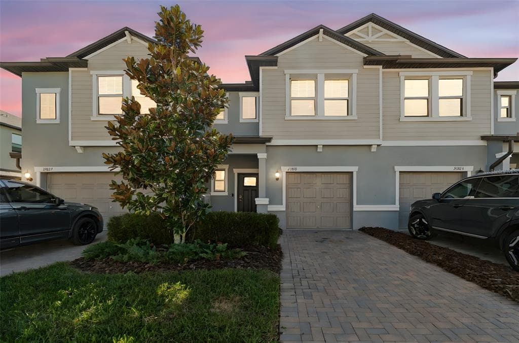 21818 LYONIA LANE LAND O LAKES, FL 34637
