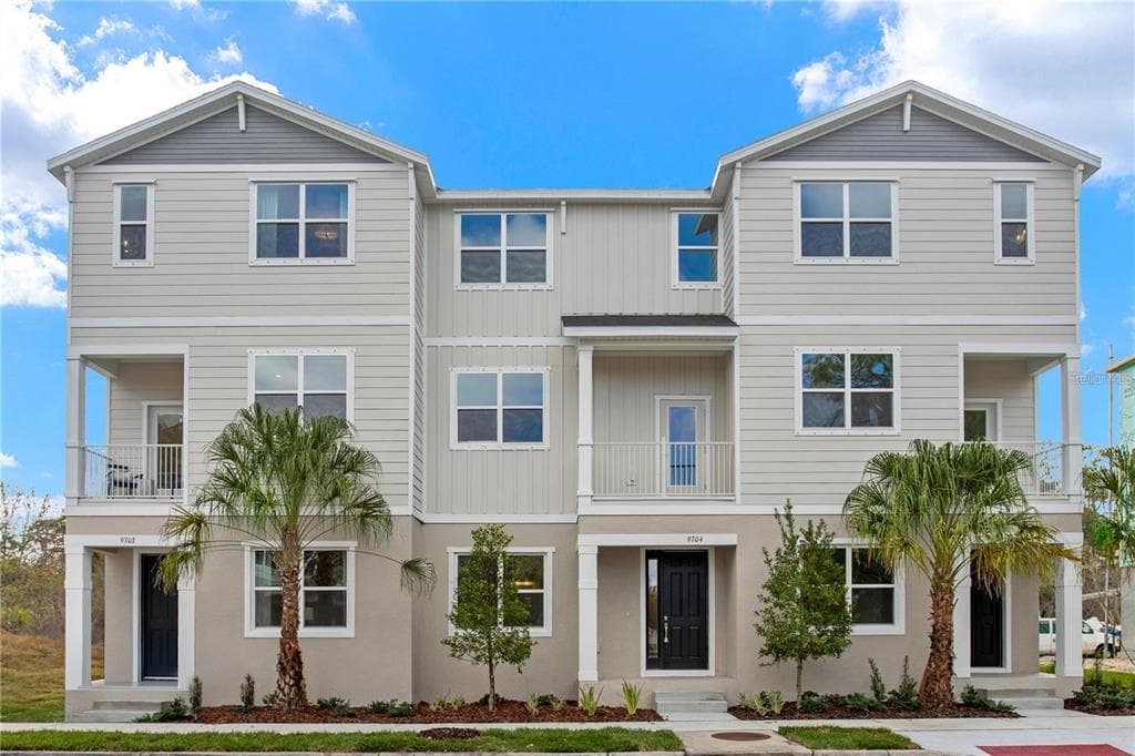 9802 TATE LANE WESTCHASE, FL 33626