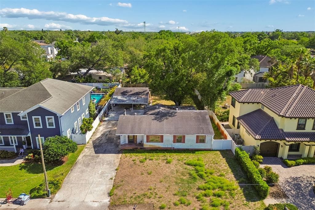 3610 W VASCONIA STREET TAMPA, FL 33629
