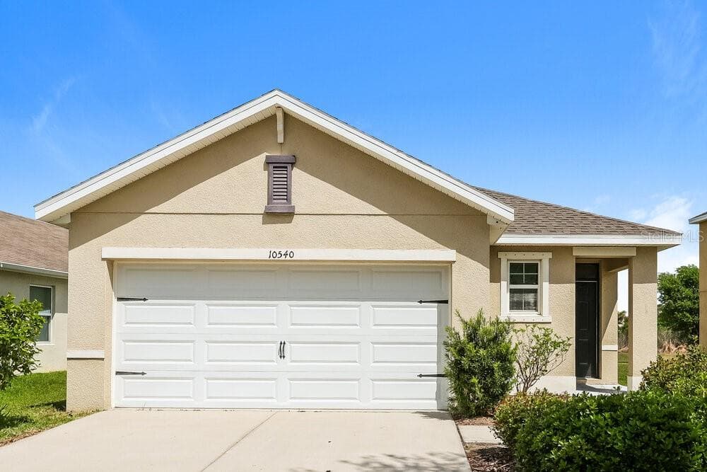 10540 WHISPERING HAMMOCK DRIVE RIVERVIEW, FL 33578