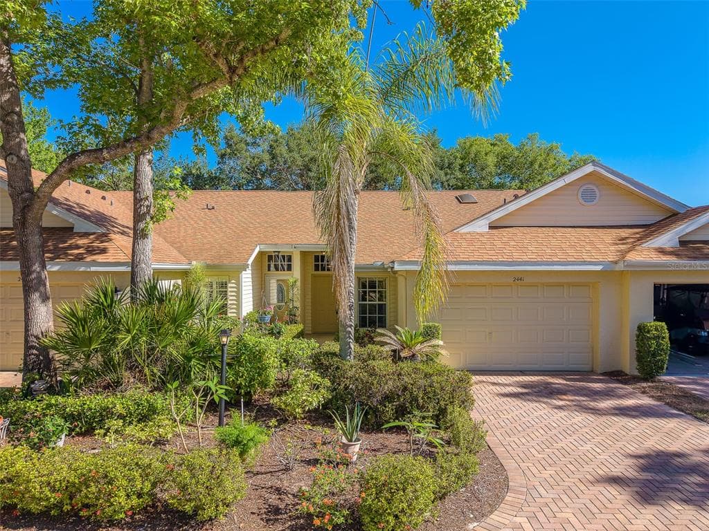 2441 NEW HAVEN CIRCLE UNIT 58 SUN CITY CENTER, FL 33573