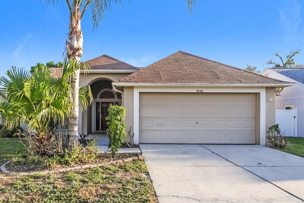 9726 CYPRESS POND AVENUE TAMPA, FL 33647