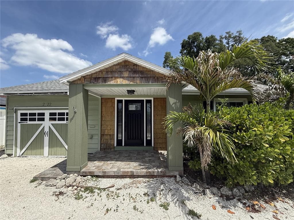2722 9TH AVENUE W BRADENTON, FL 34205
