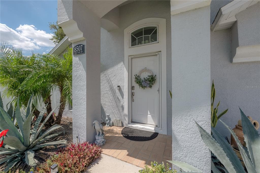 8507 TIARA PARK WAY TAMPA, FL 33635