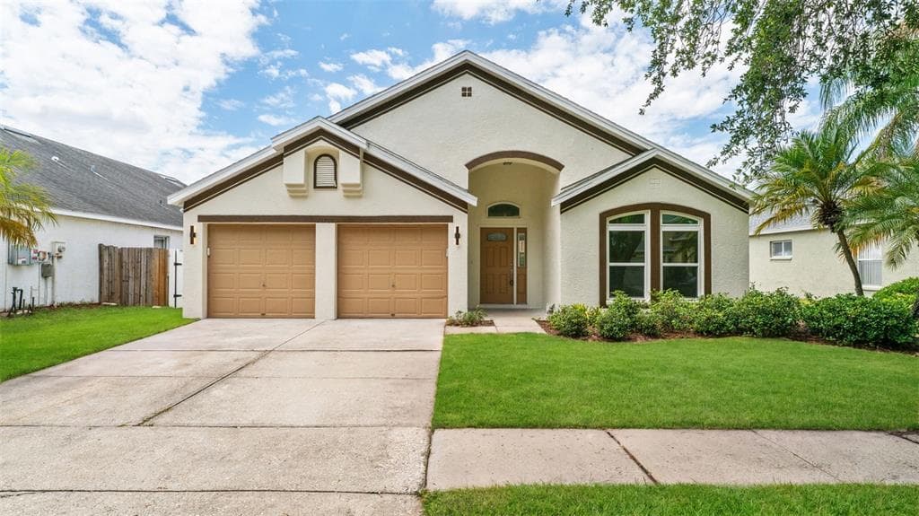 11708 CARROLLWOOD COVE DRIVE