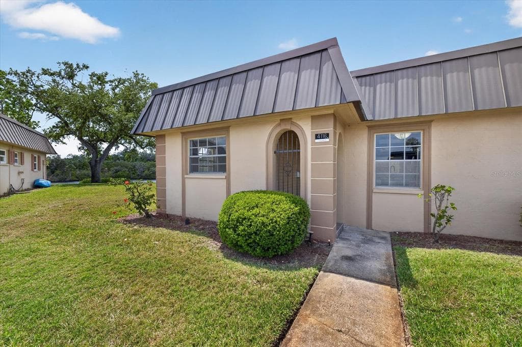 4116 HAMPTON DRIVE NEW PORT RICHEY, FL 34652