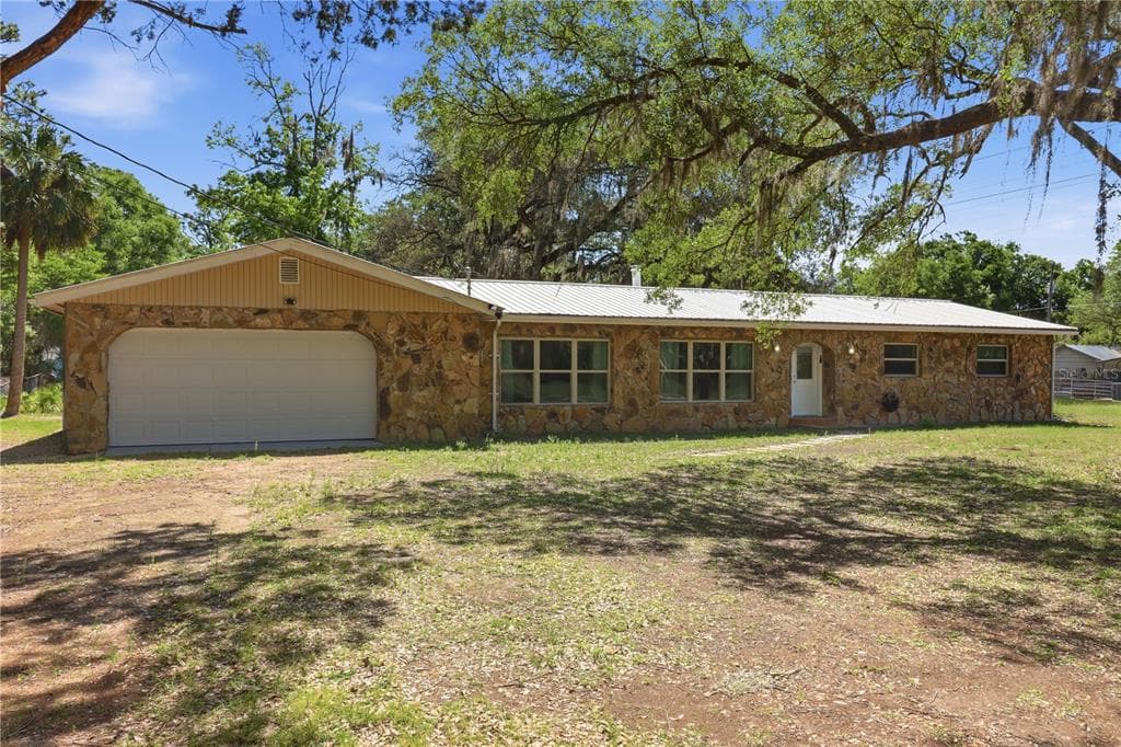 67 COVE ROAD INGLIS, FL 34449