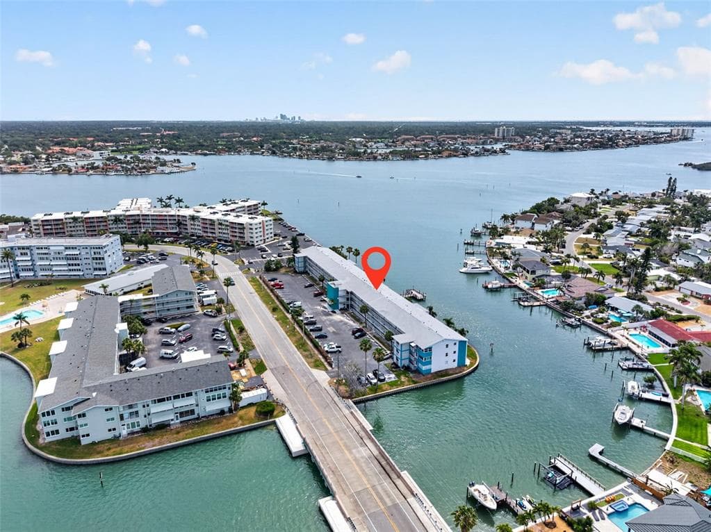 1893 SHORE DRIVE S UNIT 214 SOUTH PASADENA, FL 33707